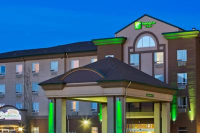 Holiday Inn & Suites Grande Prairie by IHG