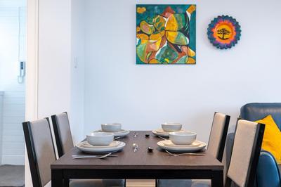 Lovely 3-bedroom flat with free parking