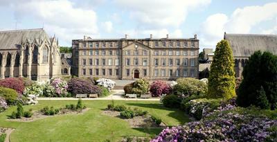 Ushaw Historic House, Kapeller & Haver, Billede 2