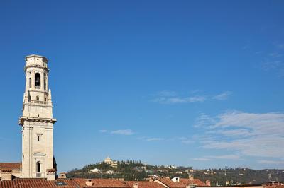 SWEETHOME DOMUS 250mq nel centro di Verona con vista sul Teatro Romano