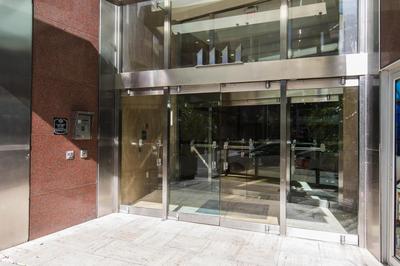 Spacious 4BR Luxury Condo Steps to French Quarter