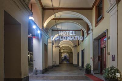 Hotel Diplomatic