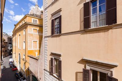 Campo dei fiori Royal Orchid apartment