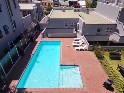 Apartment Secure complex close to Waterfront