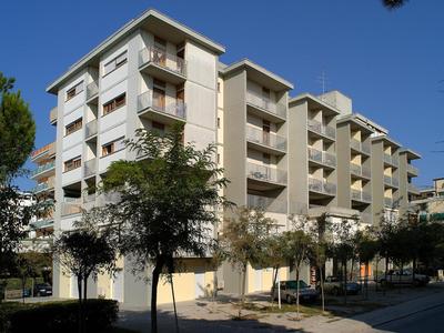 One bedroom flat with terrace and sea view