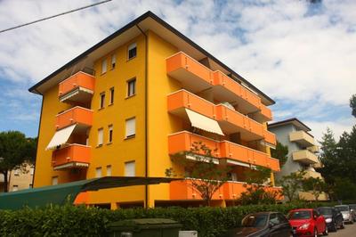 Renewed two-bedroom apartment in Bibione
