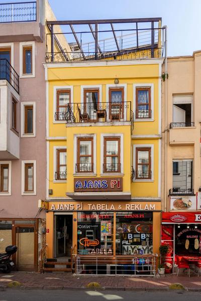 Pi Home & Apartments