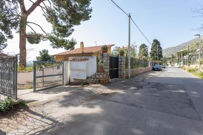 Casa in Villa a Mondello-700m dal mare