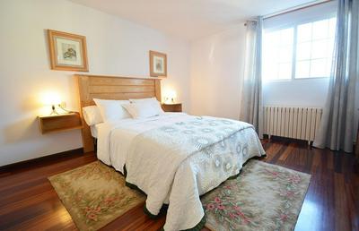 GALIHOST - Casa con jardín en Vilanova de Arousa
