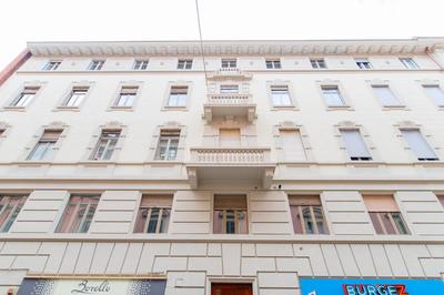 Centro, 2 bagni, 2 camere: La casa sui tetti
