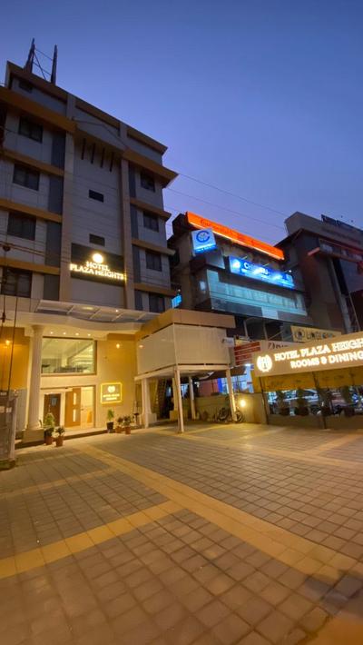 Hotel Plaza Heights by RAK Rooms, Mangaluru