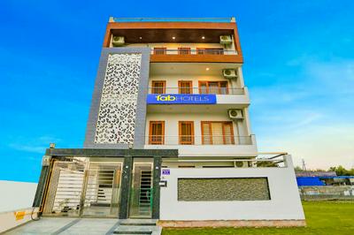 FabExpress The Grand Suite