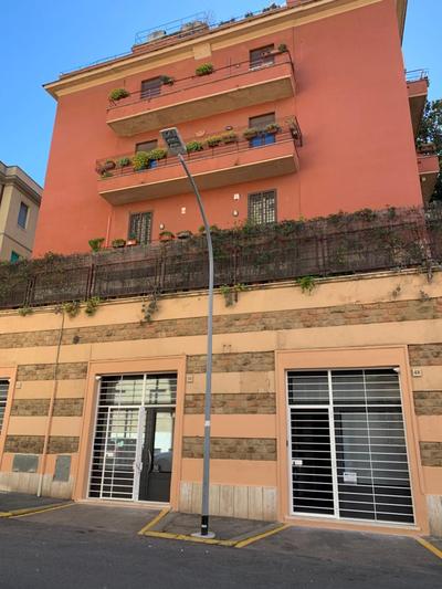 San Saba Street Apartment 52