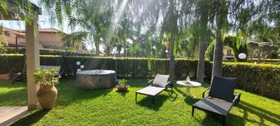 Villa Achillea - villetta con jacuzzi privata e piscina condominiale