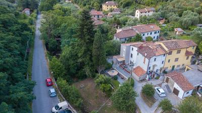 Rio delle Fate, a Fairytale Home along the Stream in Vorno, Lucca