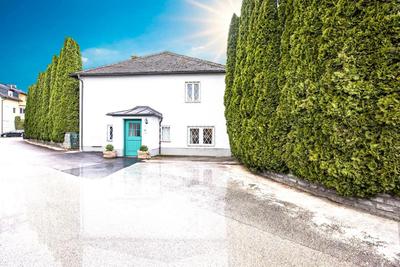 Townhouse RIVA, prime location in the city of Salzburg, 1000m2 backyard