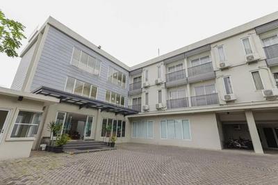 RedDoorz Plus at Riverside Malang