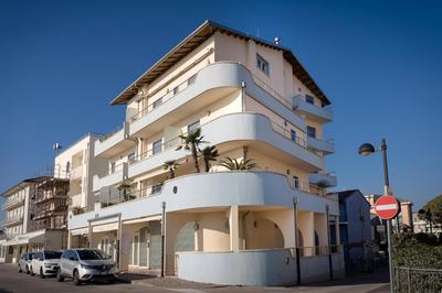 Luxury Apartments Levante