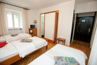 Victoria apt Old Town by Adex Travel