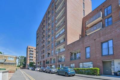 Canning Town 2 Bed Apartment