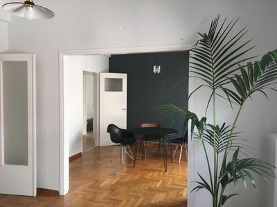 Fyllis16-Sunny central apartment next to Metro sta