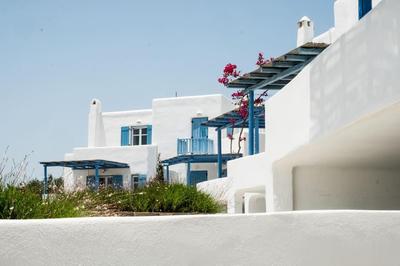 Pergola Paros Cycladic House by the Sea+Pool