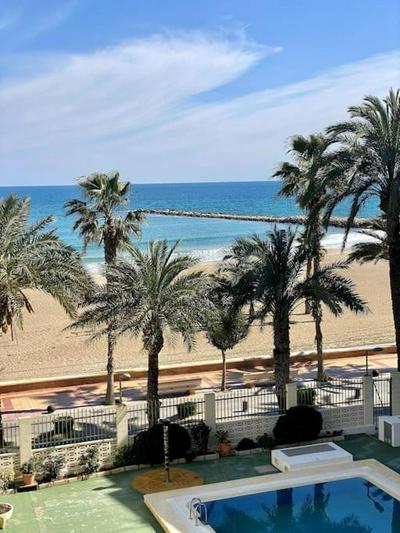 Apartamento 1ª línea de playa