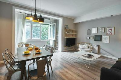 Magnificent 4 bedroom apartment in Eixample