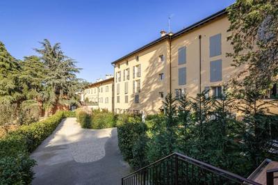 Casa Pertile, Parcheggio gratuito