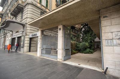 Naos Suite close Popolo Square