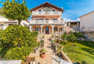 Apartments Mary by Mustel Travel