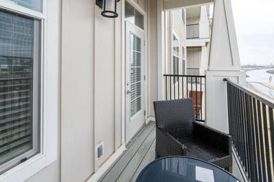Luxurious 2-Bedroom, Whitestown