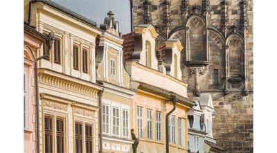 Mostecká 12 Residence