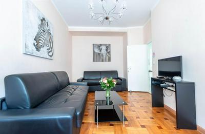 NOTRE DAME - Huge sunny modern 2BR flat - Terrace