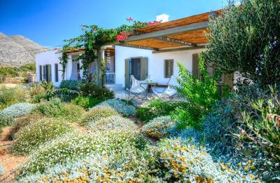 Villa Handras-Main villa, by Amorgos Holiday Homes
