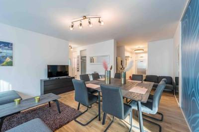 BIG 7RMS City Central Loft, 1ALocation