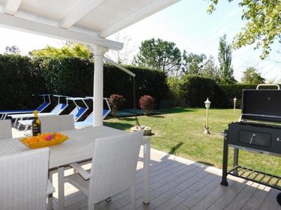 Elegant villa in the idyllic island of Albarella
