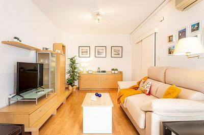 Precioso piso moderno: Terraza, A/C, NetFlix, WiFi