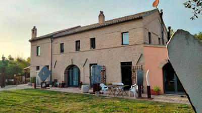 "La Casa degli ulivi Art B&B"