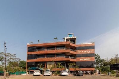 Hotel Padmawati Grand