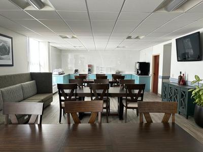 Clarion Inn & Suites Grand Rapids Airport