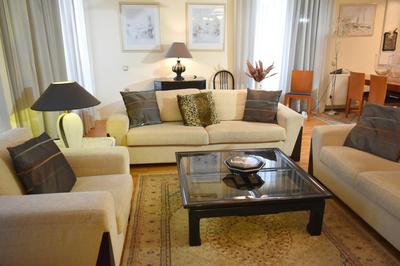 Central Apartment Next To The River