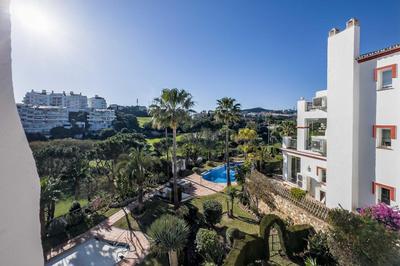 92-Apartment With Fantastic Views, Miraflores, Mijas