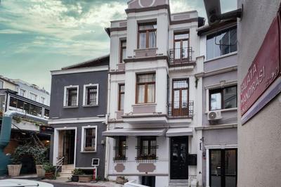 Azad Homes Tomtom
