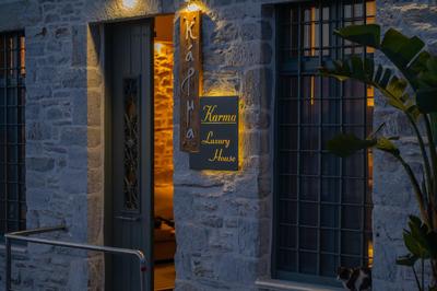 Seafront Karma Luxury - An Escape From Reality