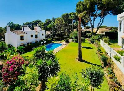 90-Cosy House With Roof Terrace in Calahonda, Mijas!