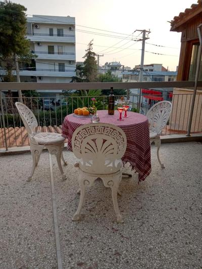 SUNNY APARTMENT NORTHERN ATHENS