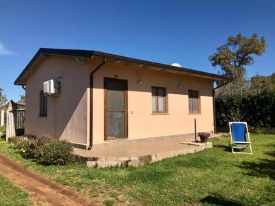casa indipendente con accesso diretto al mare
