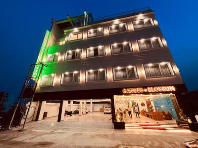 Ganges blossam - A Four Star Luxury Hotel & Resort