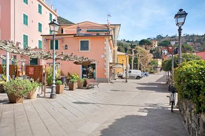Rezzano 12